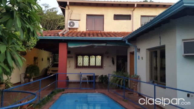 Casa de 5 habitaciones con piscina en terreno de 576 m2 en Mburucuyá a 1 cuadra del limite con Trinidad(Asunción) — foto 3