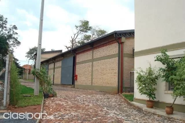 DEPOSITO FERNANDO DE LA MORA — foto 2