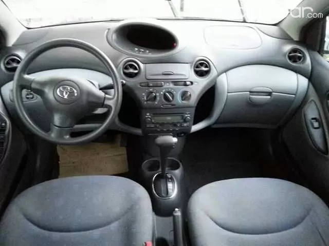 Toyota Vitz 2003 - foto 5