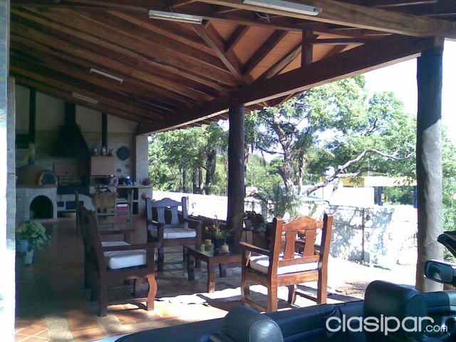 CASA EN AREGUA. SOBRE RUTA LUQUE - AREGUA — foto 3