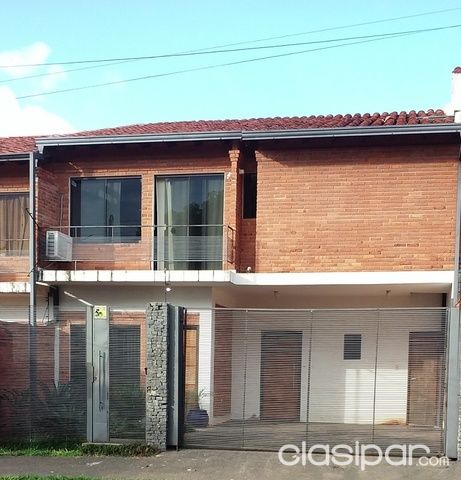 VENDO DUPLEX EN BARRIO MBURUCUYA, ZONA FACULTAD DE DERECHO, OFERTA Y FINANCIACION!!! — foto 2