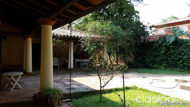 VENDO HERMOSA CASA EN SANBERNARDINO — foto 2