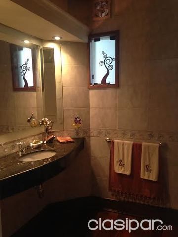 VENDO HERMOSA RESIDENCIA - ZONA BANCO CENTRAL — foto 3