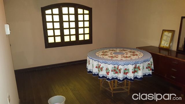 VENDO CONFORTABLE PROPIEDAD EN PLENO CENTRO — foto 3