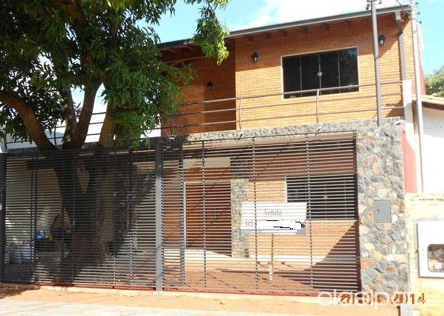 Vendo Residencia de 3 dormitorios en zona Avelino Martinez y Leopardi — foto 2