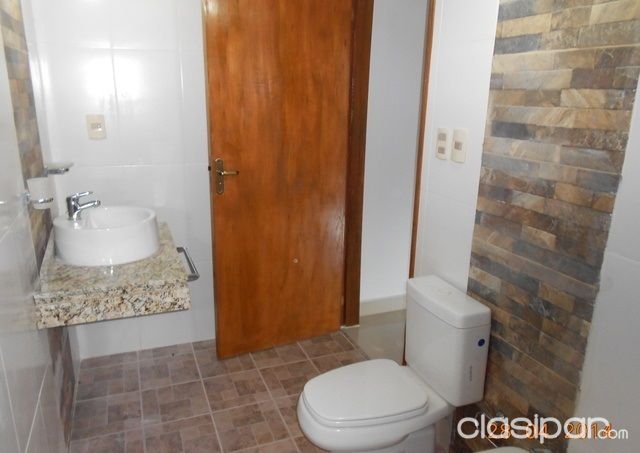 Vendo Residencia de 3 dormitorios en zona Avelino Martinez y Leopardi — foto 3
