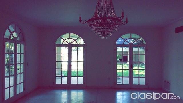 Imponente Mansion Sobre Gral Santos — foto 2