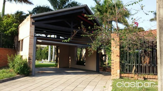 VENDO IMPONENTE RESIDENCIA DE 2.300M2 — foto 2
