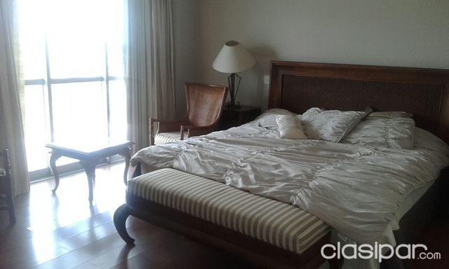 Alquilo departamento amoblado 3 habitaciones en suite, 2 cocheras zCentro — foto 3