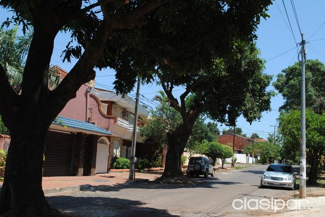 ATENCIÓN IMPERDIBLE!!! VENDO CONFORTABLE CASA A 50 MTS. DE AVDA. LA VICTORIA Y 300 MTS. DE AVDA. FNDO. DE LA MORA!!! — foto 2
