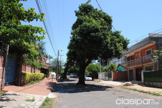 IMPERDIBLE - BO. SAN PABLO!!! VENDO CONFORTABLE CASA EN ZONA ALTAMENTE COMERCIAL!!! — foto 2