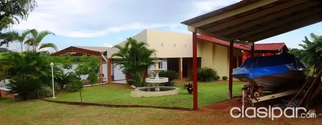 VENDO HERMOSA GRANJA CON VISTA AL ACARAY - VENTA A PORTON CERRADO CON LANCHA INCLUIDA — foto 3