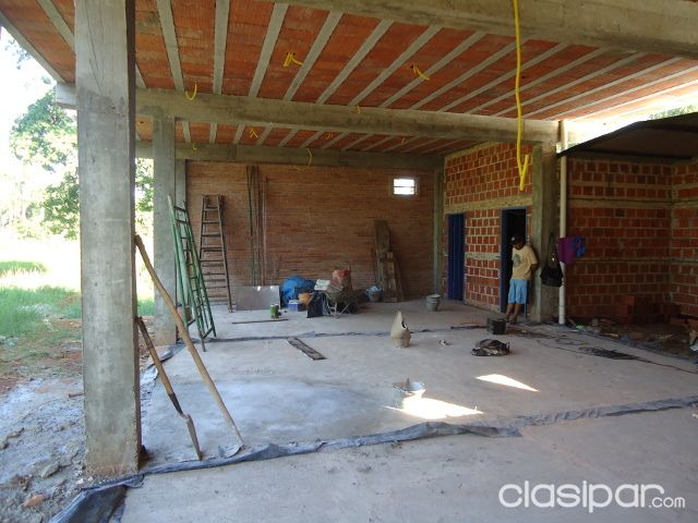 Locales en Areguá — foto 2