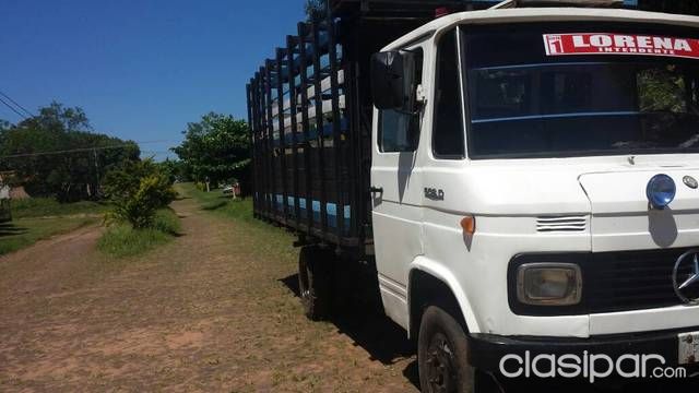 Camión Mercedes Benz — foto 2