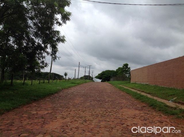 ATENCIÓN ÑEMBY - CRISTÓBAL COLÓN!!! OFREZCO HERMOSOS Y ÚNICOS TERRENOS A PASOS DEL CENTRO DE LA CIUDAD!!! — foto 3