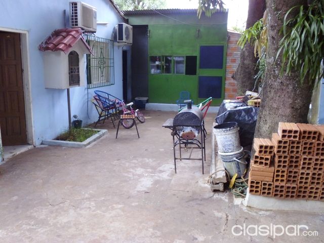 vendo casa en Lambare zona centro barrio santa Luisa — foto 2