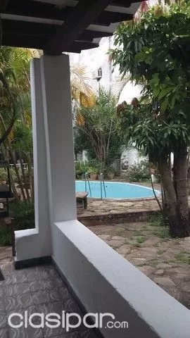 vendo coqueto chalet con inmejorable ubicacion Rojas Silva casi Ygatimi — foto 2