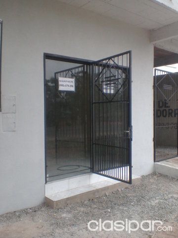 ATENCION.!!VILLA ELISA O LAMBARE HERMOSO LOCAL — foto 2