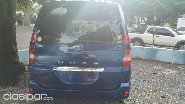 Toyota Noah 2002 — foto 3