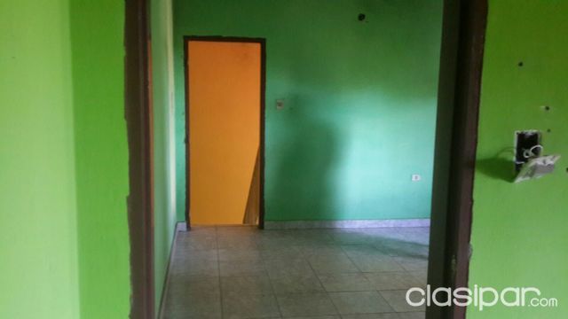 VENDO CASA DE 2 PLANTAS, DETRAS DE LA EXPO — foto 3