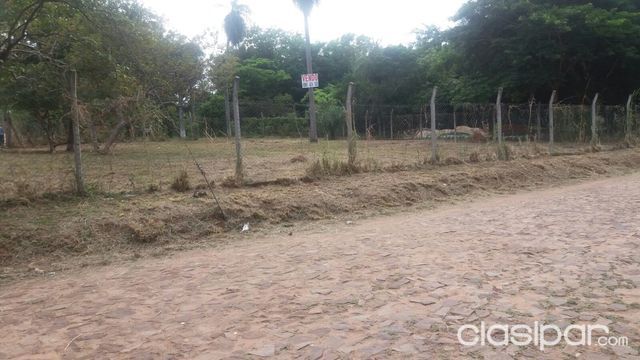 Vendo 740 m2 en Loma Pyta — foto 2