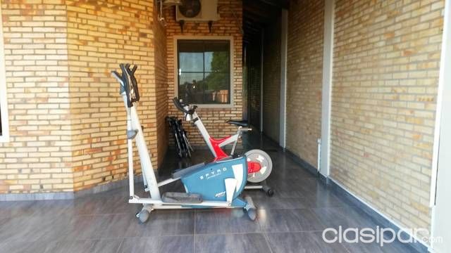 Vendo lujosa residencia en capiata — foto 2