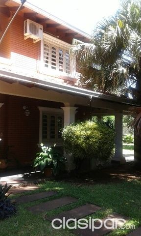 CASA PARA VIVIENDA U OFICINA A PASOS DEL RESTAURANTE MBURICAO — foto 3