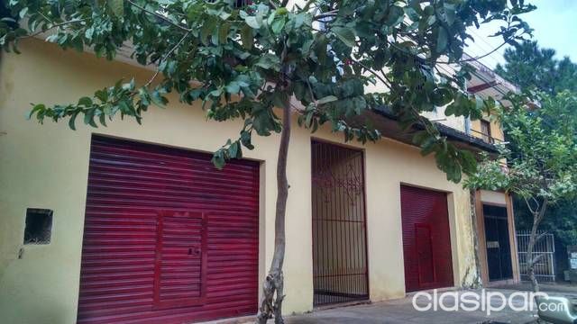 Remato casa de dos planta con 2 salones para negocio en kl 18,5 a 24 mts de la Ruta 2 — foto 2
