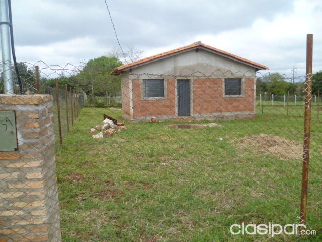 VENDO CASA. Zona Centro Nikkey Itaugua — foto 3
