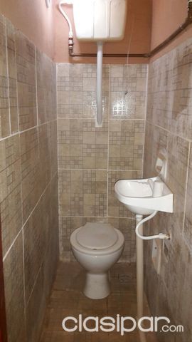 SALON COMERCIAL EN INMEJORABLE UBICACION!!!! — foto 3