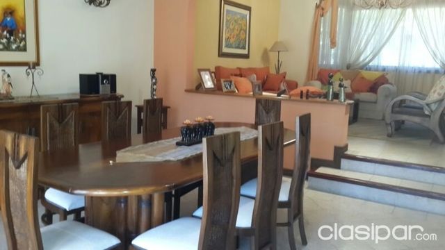 PROPIETARIO VENDE CASA EN BARRIO MBURUCUYA AMOBLADA — foto 2