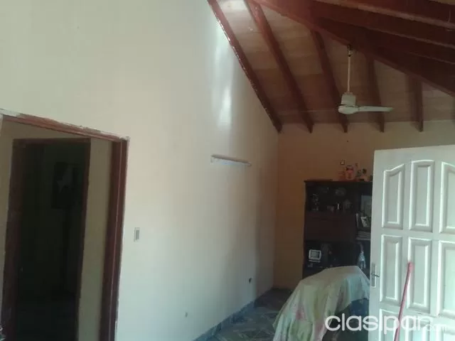 !!VENDO HERMOSA CASA EN ÑEMBY!! — en Ñemby Barrio San Carlos. — foto 3