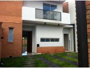 Moderno duplex a estrenar zona Garden Club!!! 4.700.000gs Mas iva