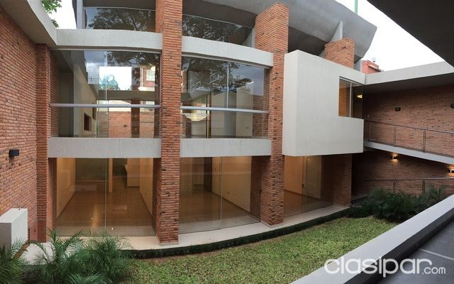 MODERNA CASA VENTA A ESTRENAR ZONA LEON CONDOU — foto 2