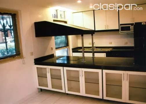Fina Residencia en Barrio Cerrado super exclusivo — foto 2