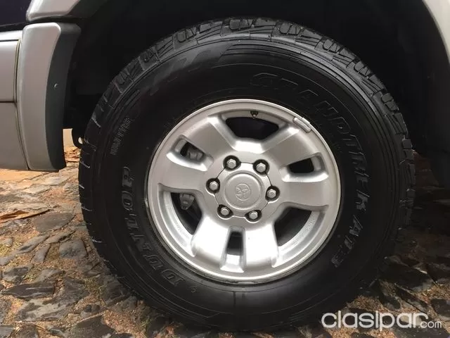 Toyota 4-Runner 2002 — foto 4