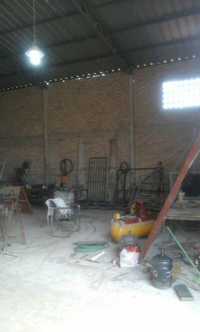 VENDO UN TINGLADO A 2 CUADRAS DE LA RUTA 2!!! — foto 2