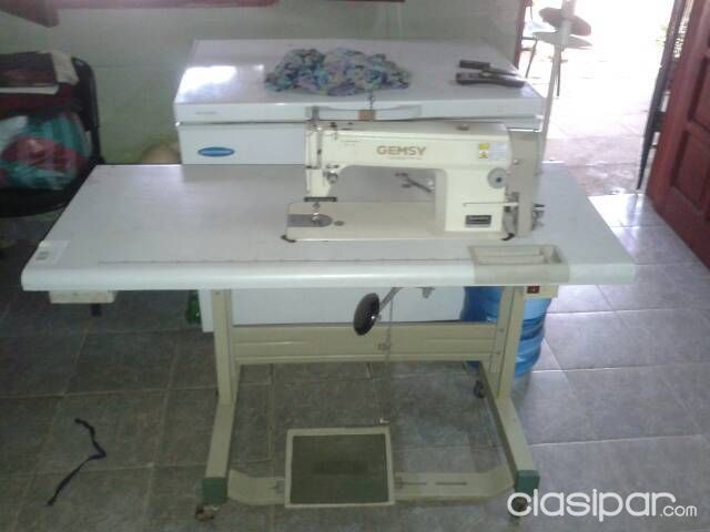 maquina de coser — foto 3