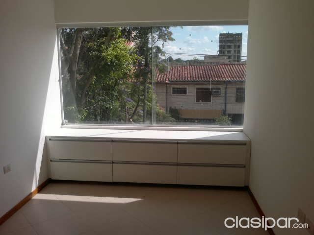VENDO CASA A ESTRENAR EN BARRIO MBURUCUYA — foto 2