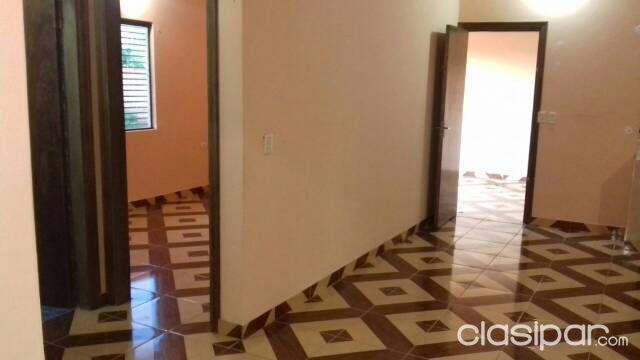 Remato!!! hermosa casa zona shopping sanlorenzo — foto 3