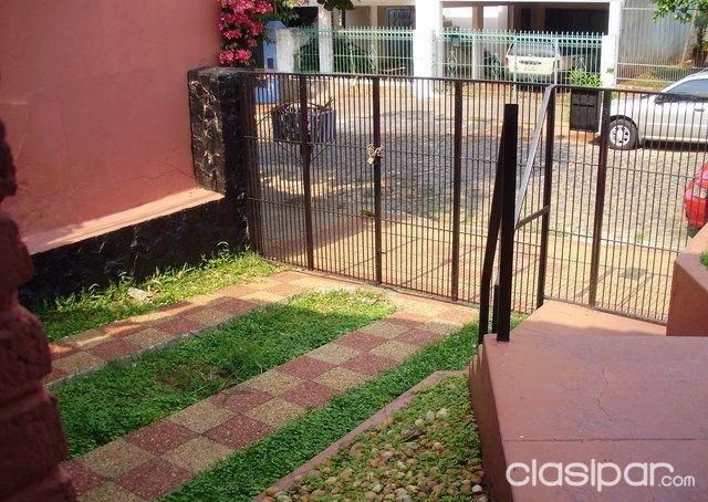 Alquilo casa de 2 dormitorios en Barrio San Pablo Asunción — foto 3
