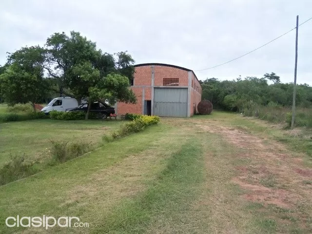 OFERTA!!! Terreno con Deposito de 300m3 en Ita, Acceso sur ingresando por empedrado. — foto 2