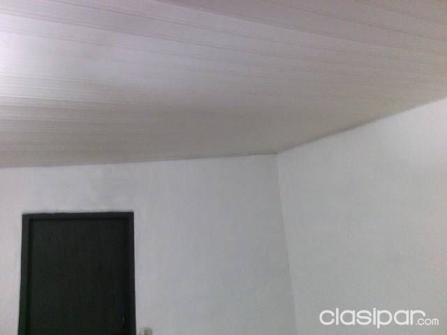 Departamento tipo duplex con cochera.2 dormit. Baño. Cocina comedor. — foto 2