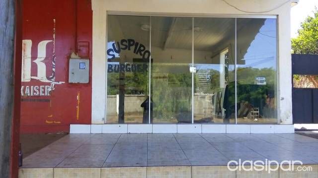 Casa Con Dos Salones Comerciales Y Un Lavade — foto 2