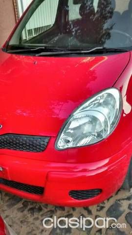 VENDO IMPECABLE TOYOTA FUNCARGO RESIEN IMPORTADO AÑO 2004 — foto 2
