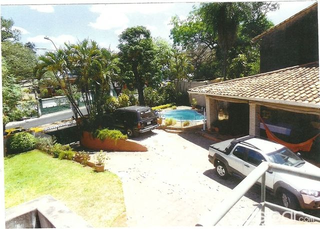 EN VENTA HERMOSA PROPIEDAD en estratégica ubicación (en esquina)!!!! ZONA GRAL SANTOS A UNA CUADRA DE FDO DE LA MORA — foto 3