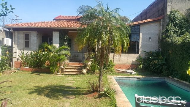 VENDO HERMOSA RESIDENCIA DE DOS PISOS EN SAN LORENZO RUTA 2 KM 14,5 — foto 3