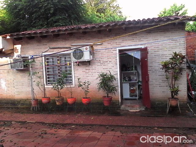 HERMOSA CASA ZONA FAVERO, LUQUE — foto 2
