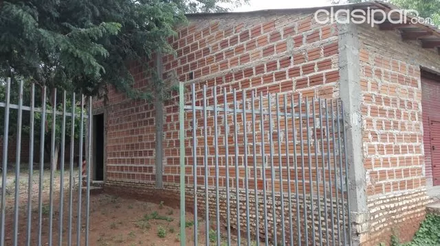 EN YPANE A 5 CUADRAS DEL ASFALTO Y 10 CUADRAS DEL CENTRO VENDO FINANCIO CAMBALACHEO — foto 2
