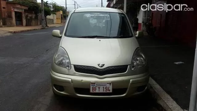 Toyota Funcargo Año 2003 - foto 2